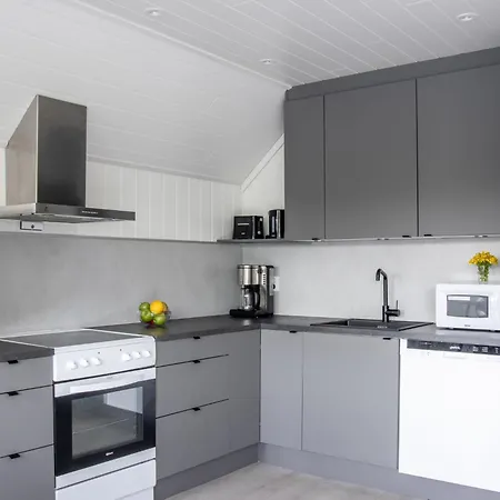 Feriehus Pale By Interhome Bomlo
